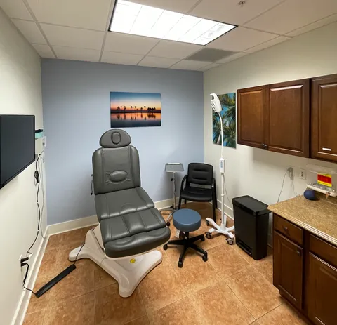 Exam room at the OnSpot Dermatology Fort Myers office