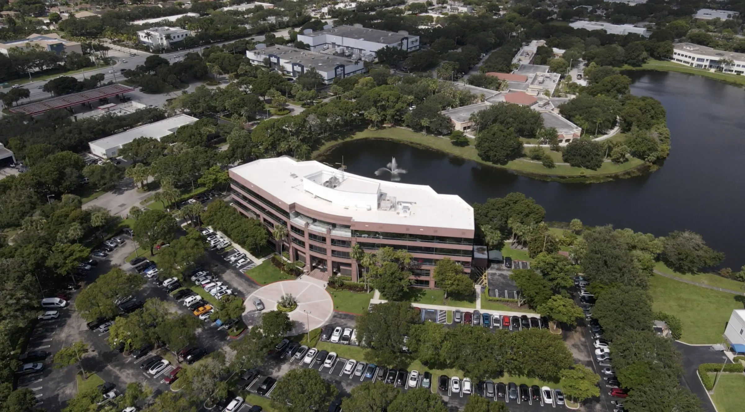 Aerial view of an OnSpot Dermatology office building in Florida